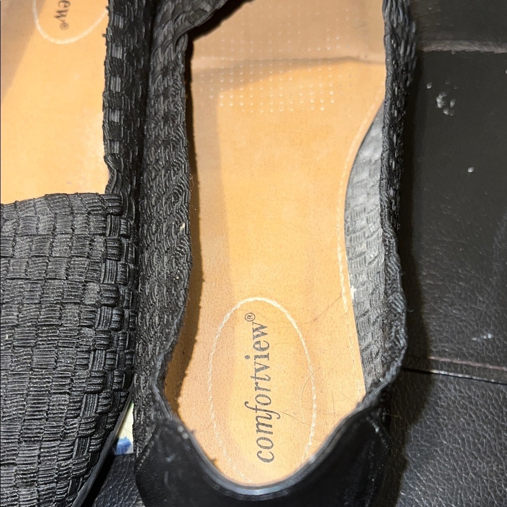 Comfortview Women's Black Textured Loafers - Picture 3 of 4